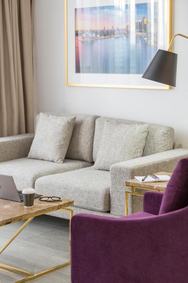 Meriton Suites Pitt Street, Sydney Ngoại thất bức ảnh A sofa