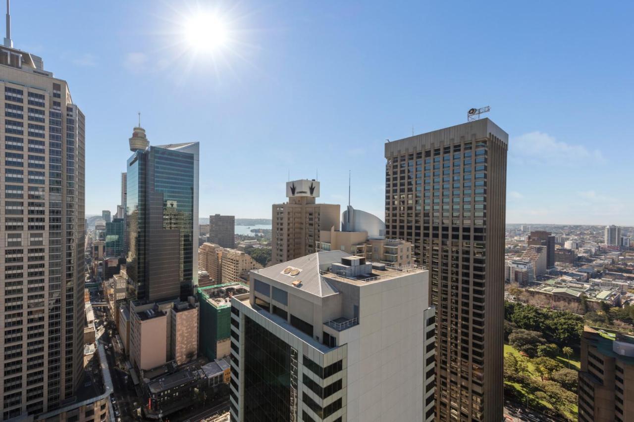 Meriton Suites Pitt Street, Sydney Ngoại thất bức ảnh View from the 33rd floor of the Perth Hilton